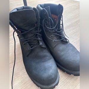 Size 11 Men’s Black Suede Timberland Boots. No marks, or scuffing on the bottom